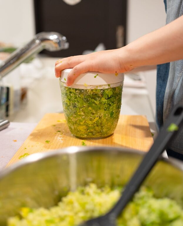 Essential Tools for a Small Kitchen: Maximize Your Space and Efficiency